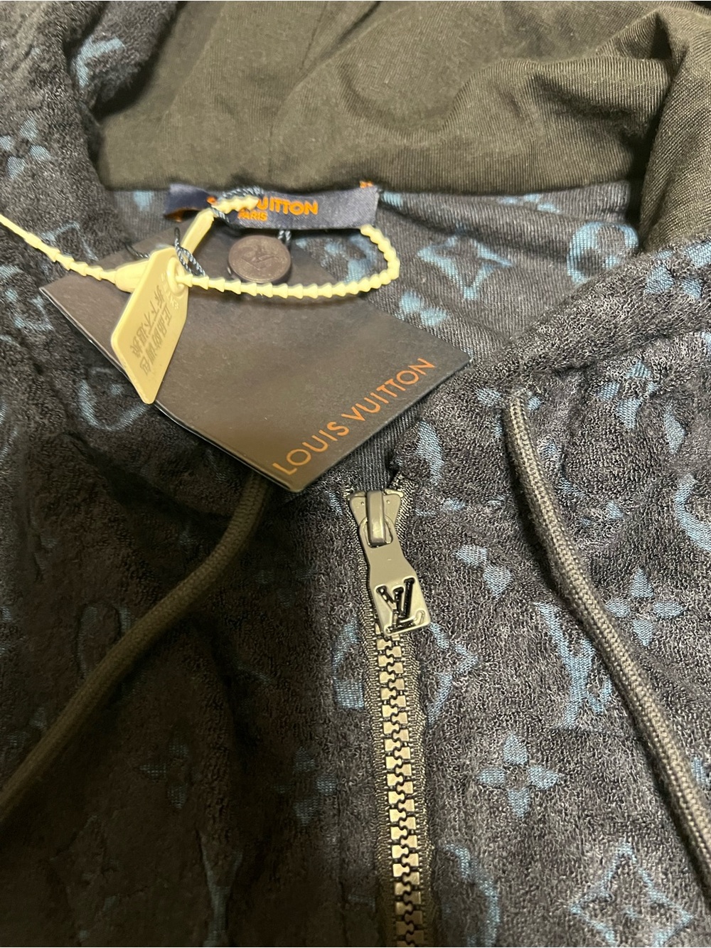XXL Louis Vuitton Navy Monogram Zip Hoodie - Picture 3 of 3
